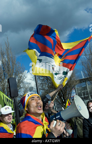 Paris FRANCE, Tibet Demonstration by Tibetan Immigrants "Global Day for Tibet" Man Shouting Slogans with Megaphone on Street, demo megaphone Stock Photo