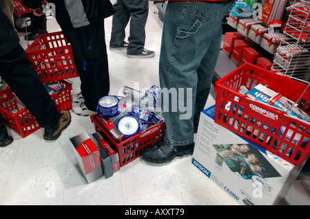 CompUSA in New York City opens for Christmas Shopping Stock Photo