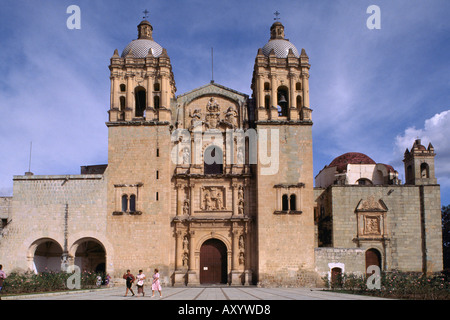 Oaxaca, Kirche Santo Domingo, Fassade Stock Photo