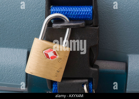 Tsa lock hi-res stock photography and images - Alamy