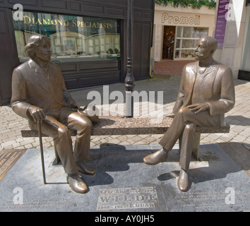 Ireland County Galway Galway City Oscar and Eduard Wilde bronze sculpture Stock Photo