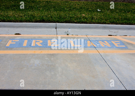 Painted Fire Lane Area Sign Stock Photo