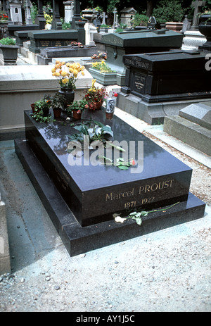 The tomb of Marcel Proust at Père Lachaise Cemetery Stock Photo