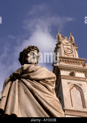 Florence, Tuscany, Italy. Statue of poet Dante Allighieri in front of Church of Santa Croce in Piazza S Croce Stock Photo