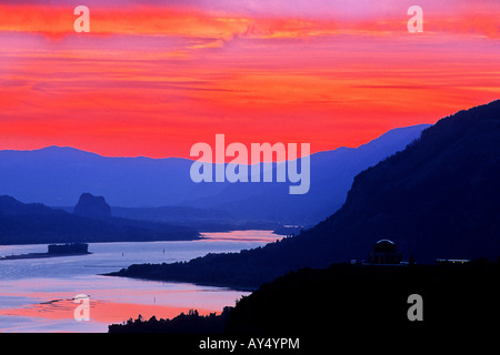Sunrise over the Columbia Gorge w the Columbia river below Oregon USA Stock Photo