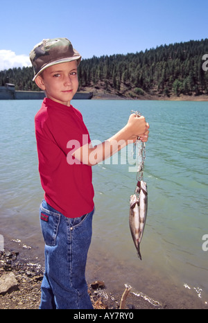 Stringer of fish hi-res stock photography and images - Alamy