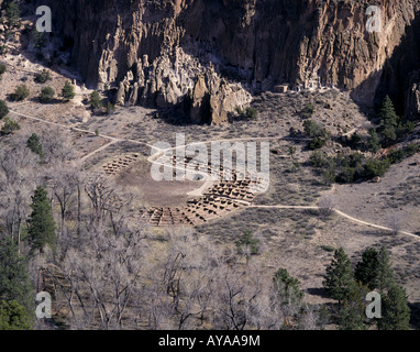 An overview of an ancient Anasazi Indian town or Pueblo in Bandelier National Monument Stock Photo