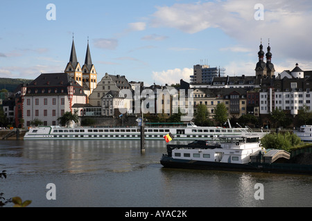 Koblenz, Blick über die Mosel auf die Altstadt, Türme von St. Florin und St. Liebfrauen Stock Photo