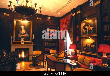 The Library room at the Lanesborough hotel Hyde Park Corner London Stock Photo