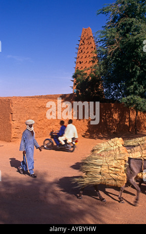 Niger, Agadez. For more than 500 years Agadez has been a crossroads for Berbers and sub-Saharan Africans, Arab traders. Stock Photo