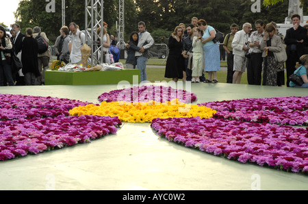 First anniversary memorial to the July 7th 2005 London bombings in Regents Park on 7th July 2006 Stock Photo