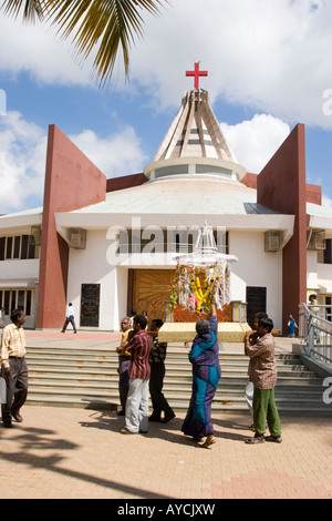 Procession outside the Infant Jesus Church in Bangalore India Stock Photo