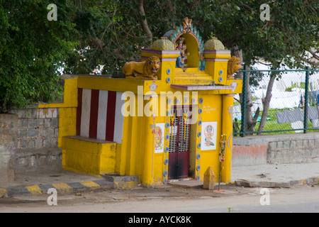 Small roadside temple in Bangalore India Stock Photo