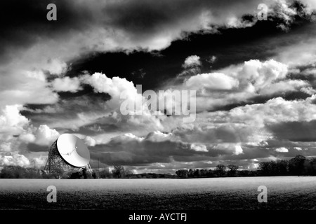 STORM OVER JODRELL BANK RADIO TELESCOPE CHESHIRE ENGLAND EUROPE Stock Photo