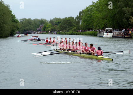 OXFORD UNIVERSITY ROWING TEAMS ON THE RIVER THAMES A TEAM OF EIGHT ...