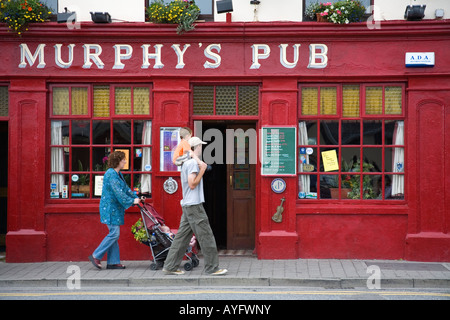 Murphy s Pub Dingle Town Dingle Peninsula County Kerry Ireland Stock Photo