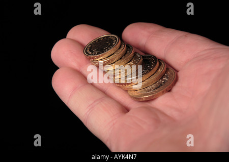 Handing over change Stock Photo - Alamy