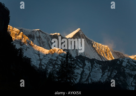 LAMJUNG PEAK as seen from KOTO on the ANNAPURNA CIRCUIT in MANANG DISTRICT NEPAL HIMALAYA Stock Photo