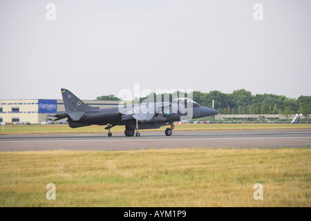 Harrier GR7 taxiing after landing Stock Photo