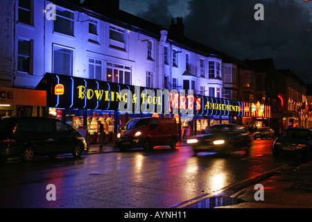 amusement arcade in Rhyl Stock Photo - Alamy