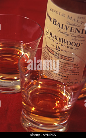 Bottle of Balvenie Doublewood single malt whisky and glasses Stock Photo