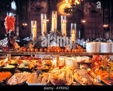 SWEDEN STOCKHOLM TRADITIONAL CHRISTMAS BUFFET RESTAURANT OPERA KALLAREN Stock Photo