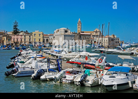 Trani, port city on the Adriatic coast, Apulia, Southern Italy Stock Photo