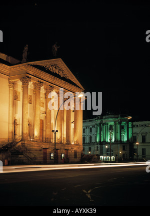 Deutsche Staatsoper und ehemalige Koenigliche Bibliothek bei Nacht, Berlin Stock Photo