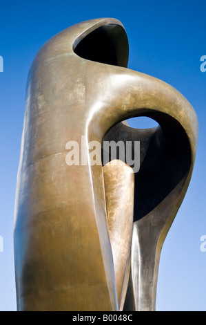 Large Upright Internal/External Form Henry Moor at Kew Gardens London England UK Stock Photo