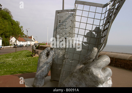 Somerset Minehead sculpture marking start of South West Coast Path Stock Photo