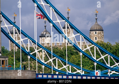 England, London. The Tower of London & Tower Bridge. The Tower of London was first built in 1078 by William the Conqueror. Stock Photo