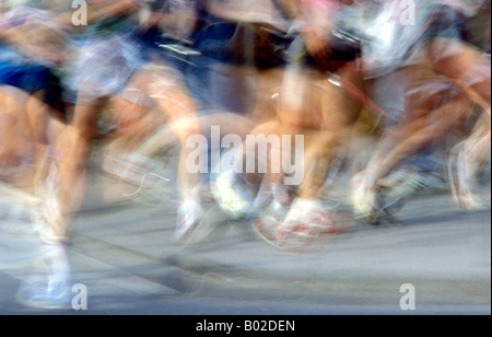 Beine laufen Bewegungsunscharf gezoomt Stock Photo