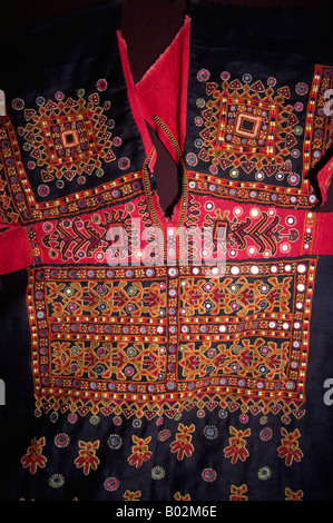 India Gujerat Crafts Bhuj Kutch Folk Museum finely embroidered Rabari kapadu blouse Stock Photo