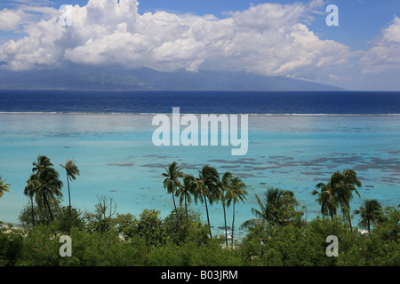 The lagoon around Moorea island in the Pacific Ocean Stock Photo