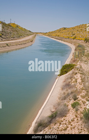 Central Arizona Project Aqueduct Stock Photo - Alamy