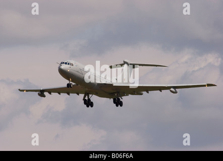 Royal Air Force Vickers VC-10 C1K landing at RAF Brize Norton Stock Photo