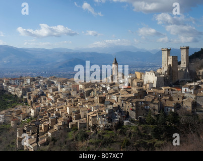 The small village of Pacentro, in the Abruzzo region, central Italy Stock Photo