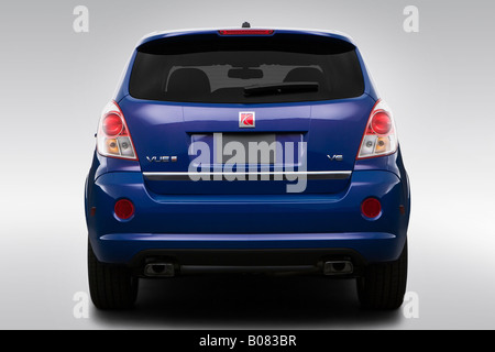 2008 Saturn VUE Red Line in Blue - Low/Wide Front Stock Photo - Alamy