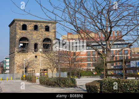 Lifting Tower Leeds Yorkshire UK Stock Photo