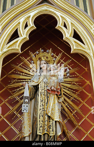 Statue of the Virgin Mary with baby Jesus, Iglesia de la Puríssima Xiqueta Church, Benissa, Alicante, Costa Blanca, Spain Stock Photo