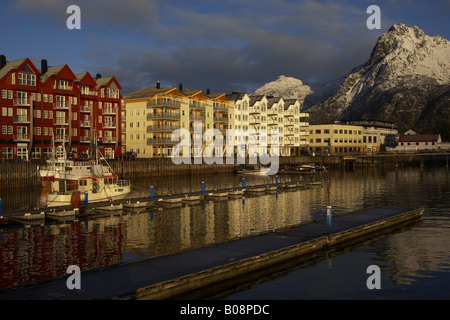 morning mood at the harbour von Svolvaer, Norway, Lofoten Islands, Vagan, Svolvaer Stock Photo