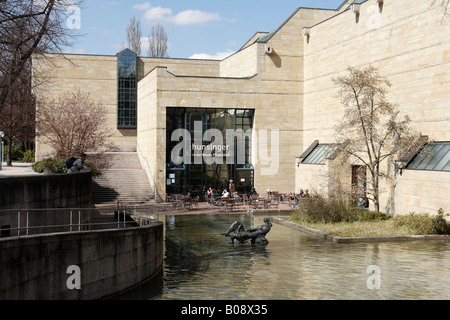 Fountain, pond, Neue Pinakothek art gallery, Munich, Bavaria, Germany