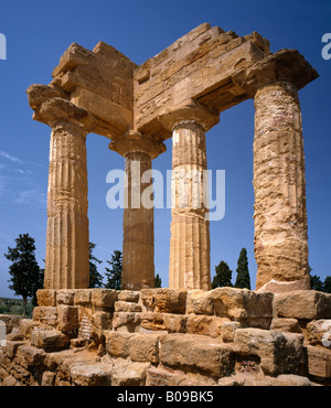 Temple of dioscuri, Castor and pollux, Valley of the Temples Agrigento Sicily Italy EU. Stock Photo