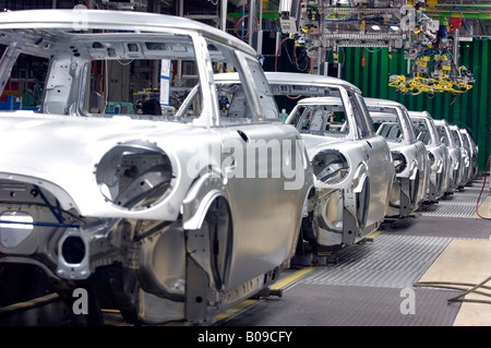 Mini Clubman production line at the BMW factory at Cowley, Oxford UK Stock Photo