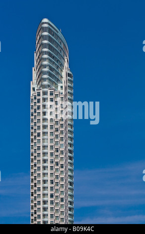 Modern condo building in Downtown Toronto Stock Photo - Alamy