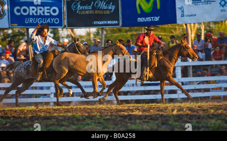gaucho cow-boy cowboy freedom independence Stock Photo - Alamy