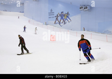 Skiers in the indoor ski centre Ski Dubai, United Arab Emirates Stock Photo