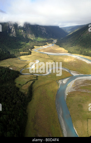 Head of Arawhata river Mount Aspiring National Park Southland South ...