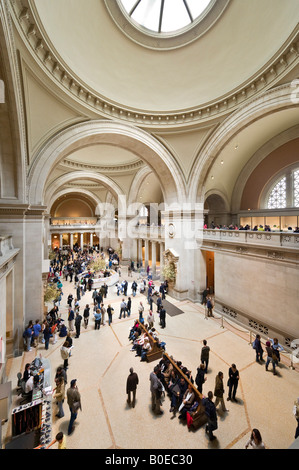 Great Hall of the Metropolitan Museum of Art, Fifth Avenue, New York City Stock Photo