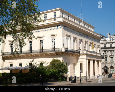 The Athenaeum, Club 107 Pall Mall London SW1Y 5ER. gentlemen's club Stock Photo - Alamy